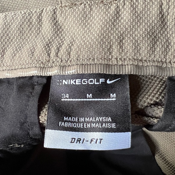 Men’s Nike Golf Shorts - Picture 2 of 5
